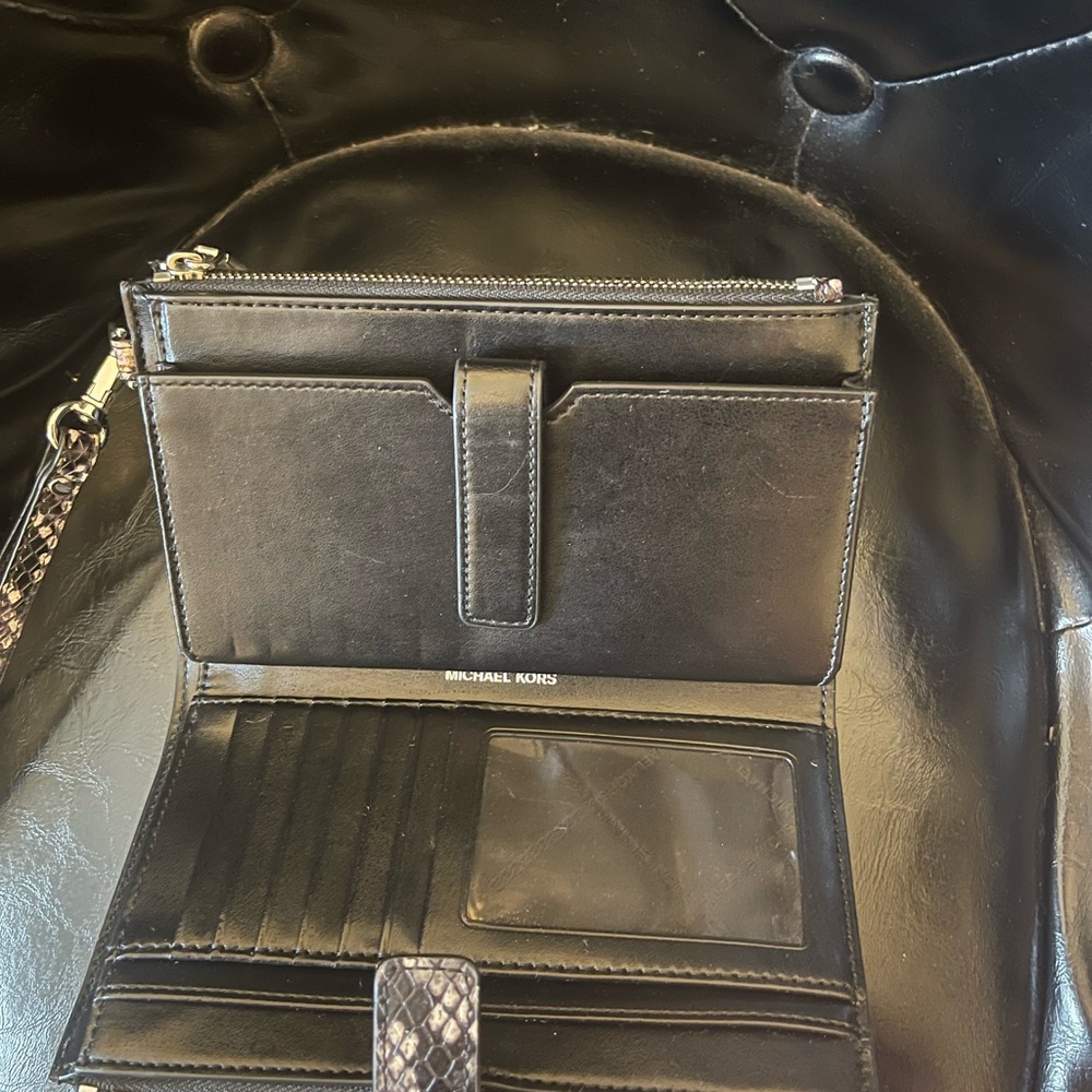 MICHAEL Michael Kors Black and Gray Clutch - Picture 4 of 4